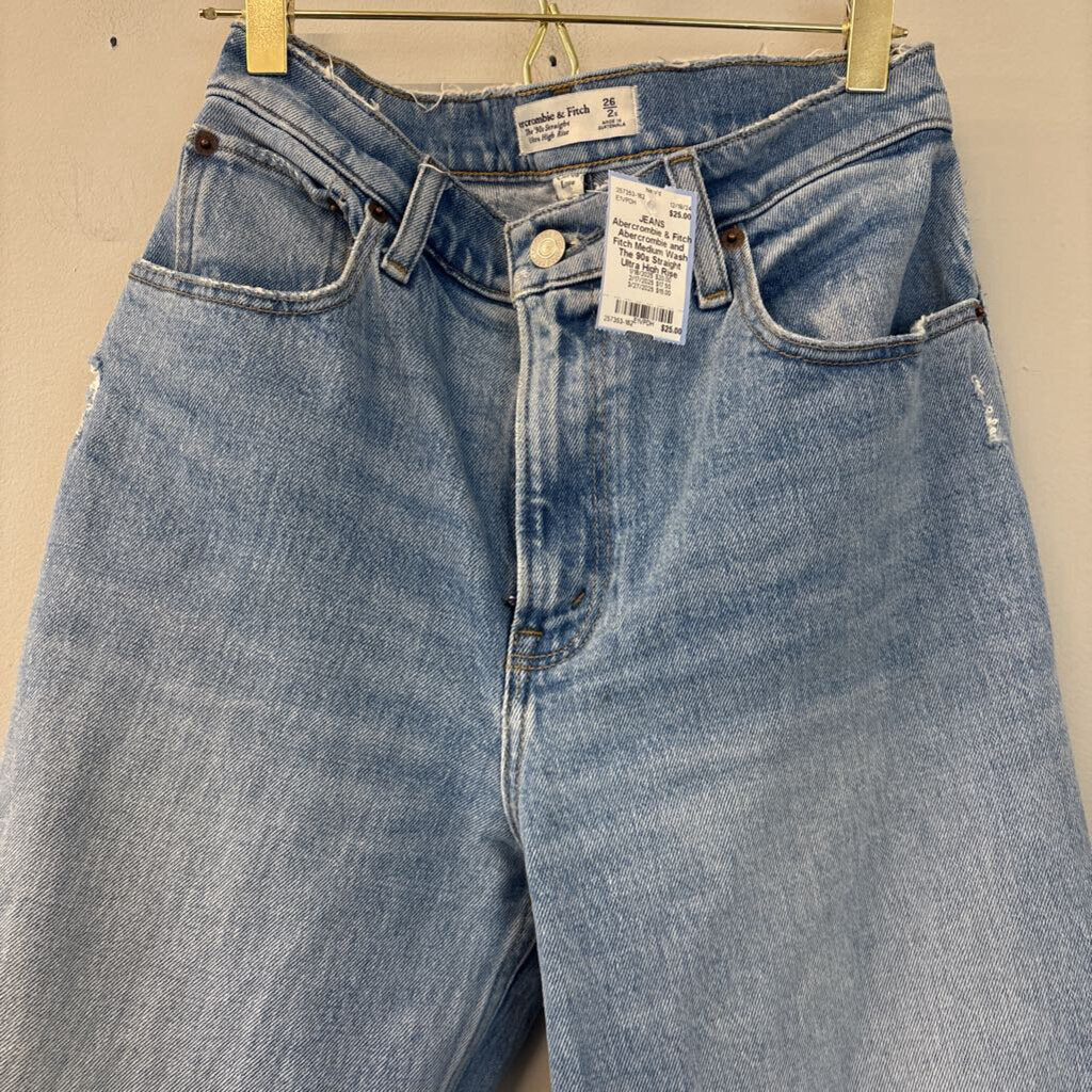 Abercrombie and Fitch Medium Wash The 90s Straight Ultra High Rise Jeans 26