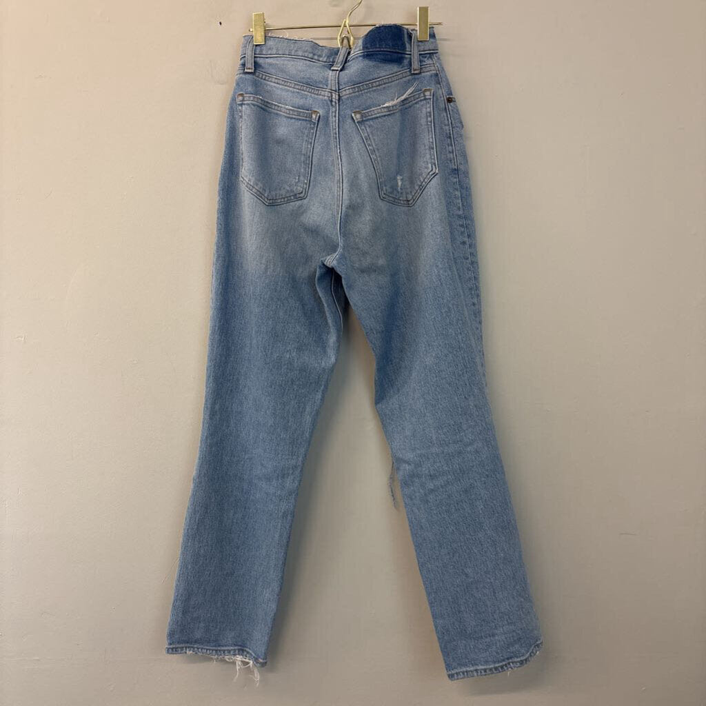 Abercrombie and Fitch Medium Wash The 90s Straight Ultra High Rise Jeans 26