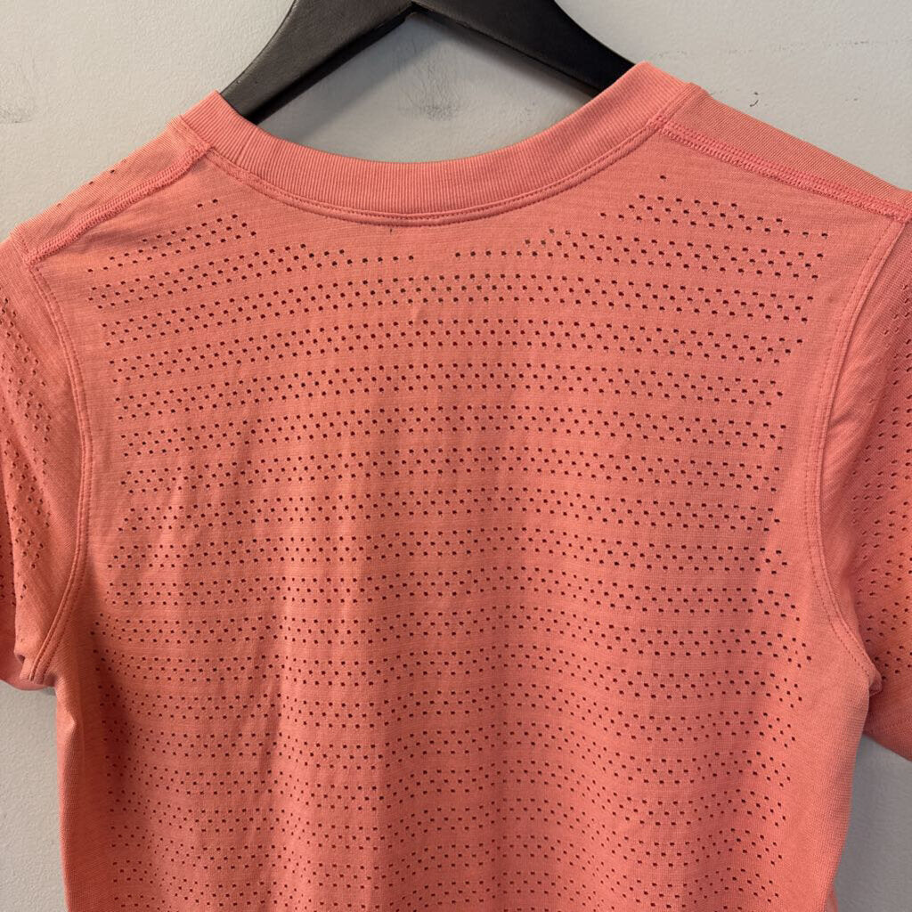 Lululemon Coral Orange Short Sleeve Athletic Top Medium