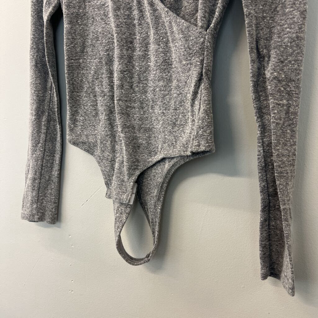 Madewell Grey V Neck Long Sleeve Bodysuit Small