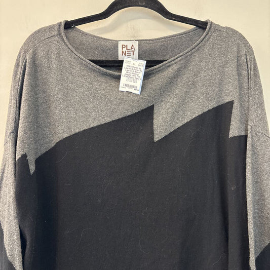 Planet by Lauren G Black/ Grey Slouchy Jagged Hem Top Large