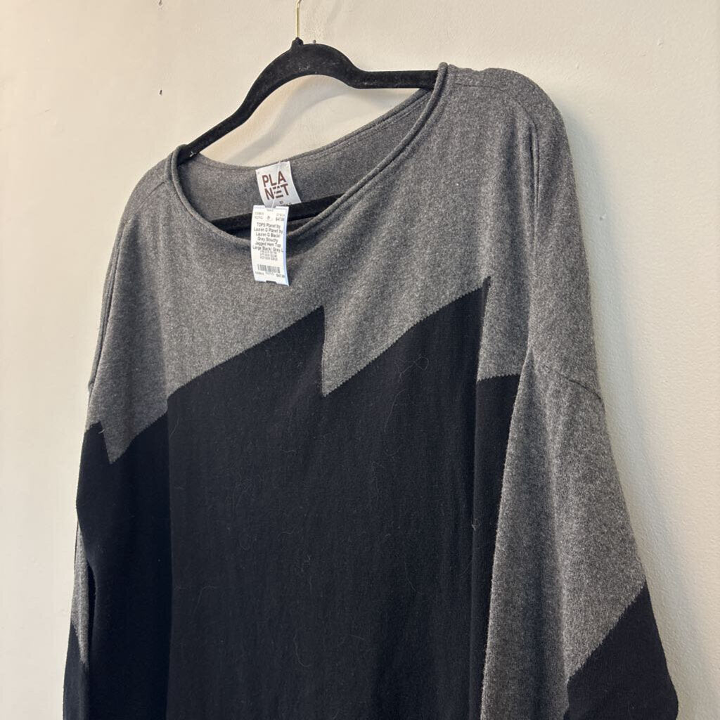 Planet by Lauren G Black/ Grey Slouchy Jagged Hem Top Large