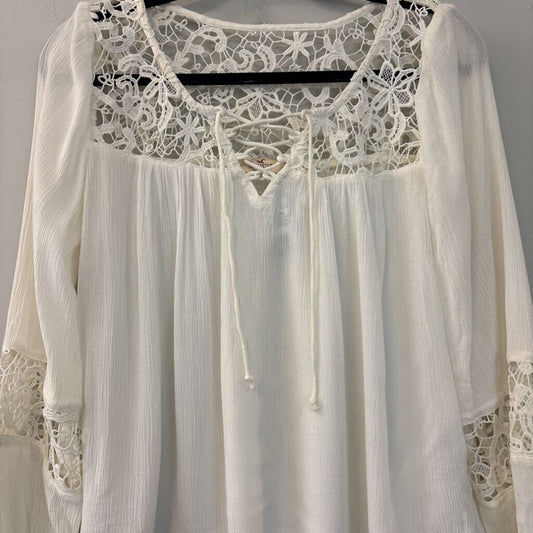 Hollister White Lace Detail Long Sleeve Top Small