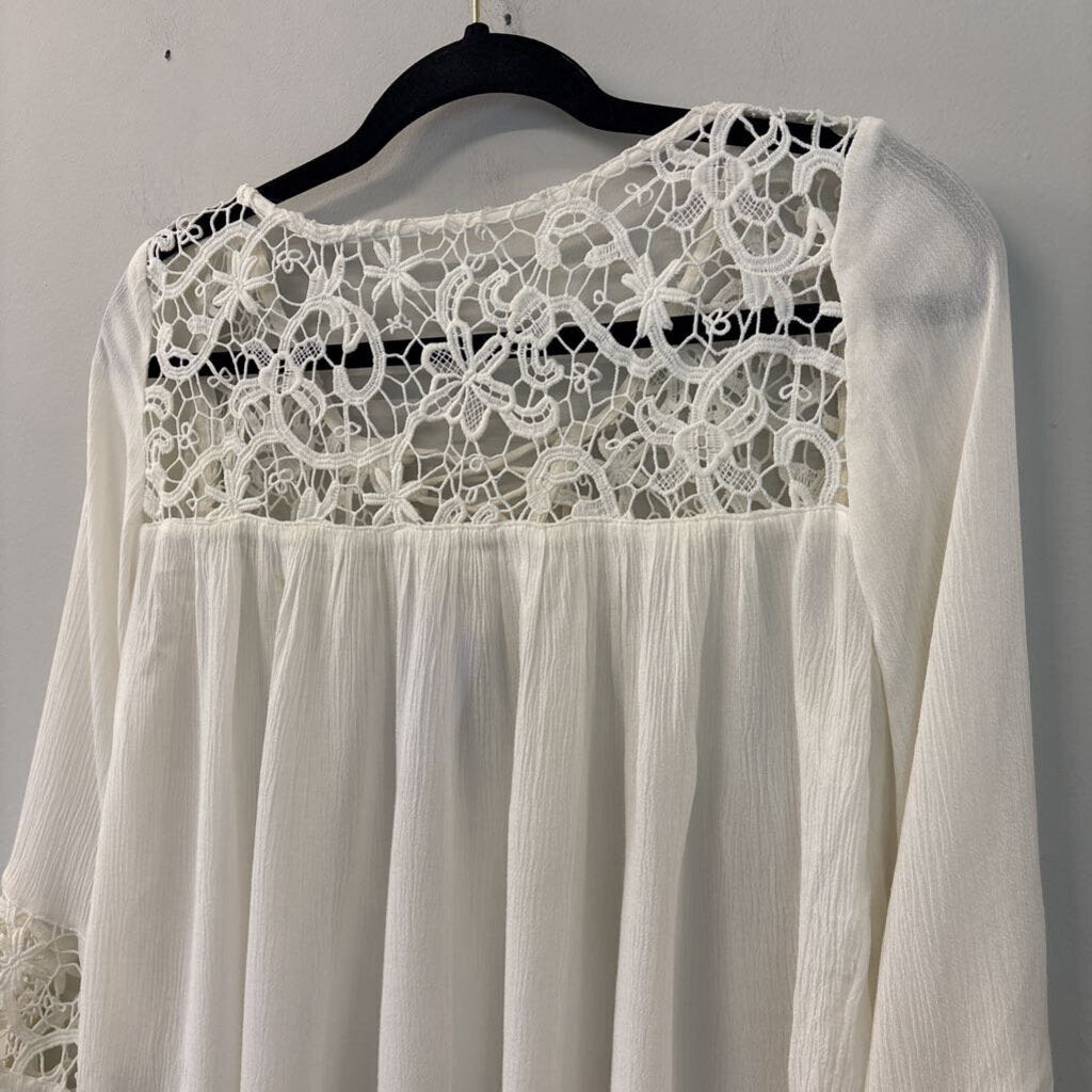 Hollister White Lace Detail Long Sleeve Top Small