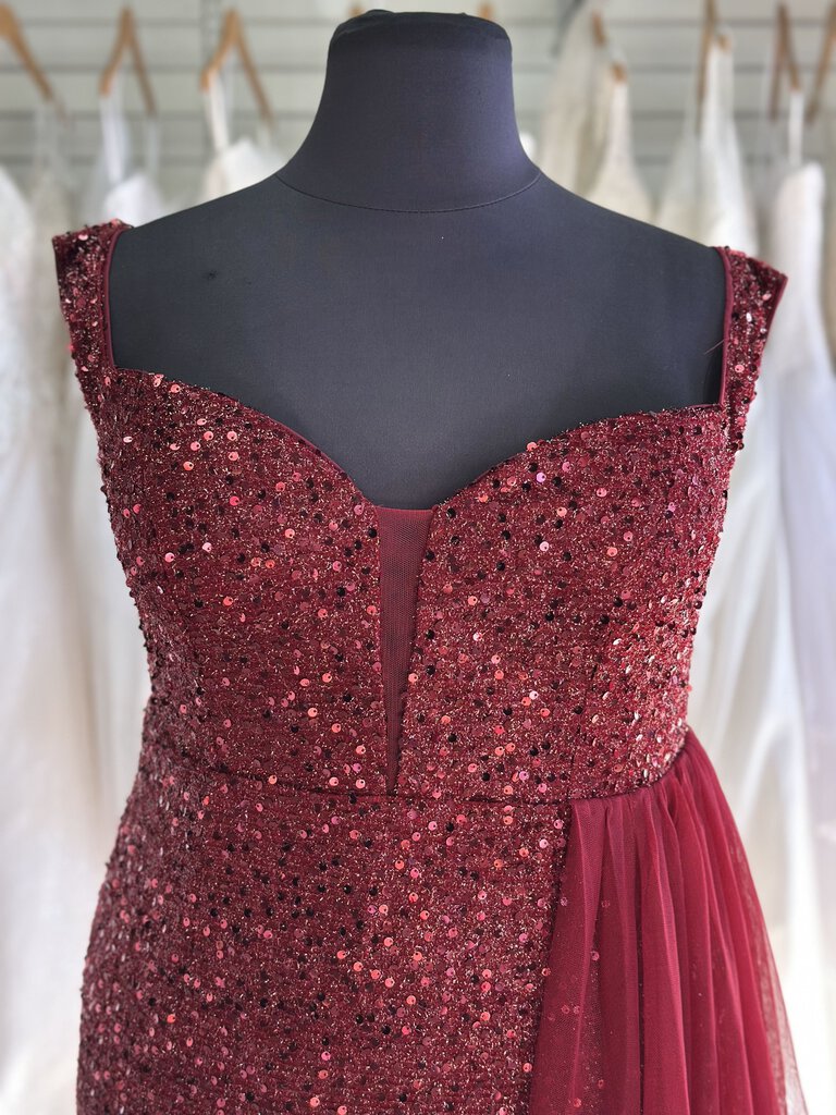 Burgundy Sequin Long Formal 1Xl