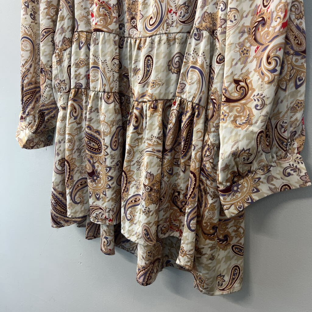 Entro Beige/ Gold Paisley Print Long Sleeve Silky Top Medium