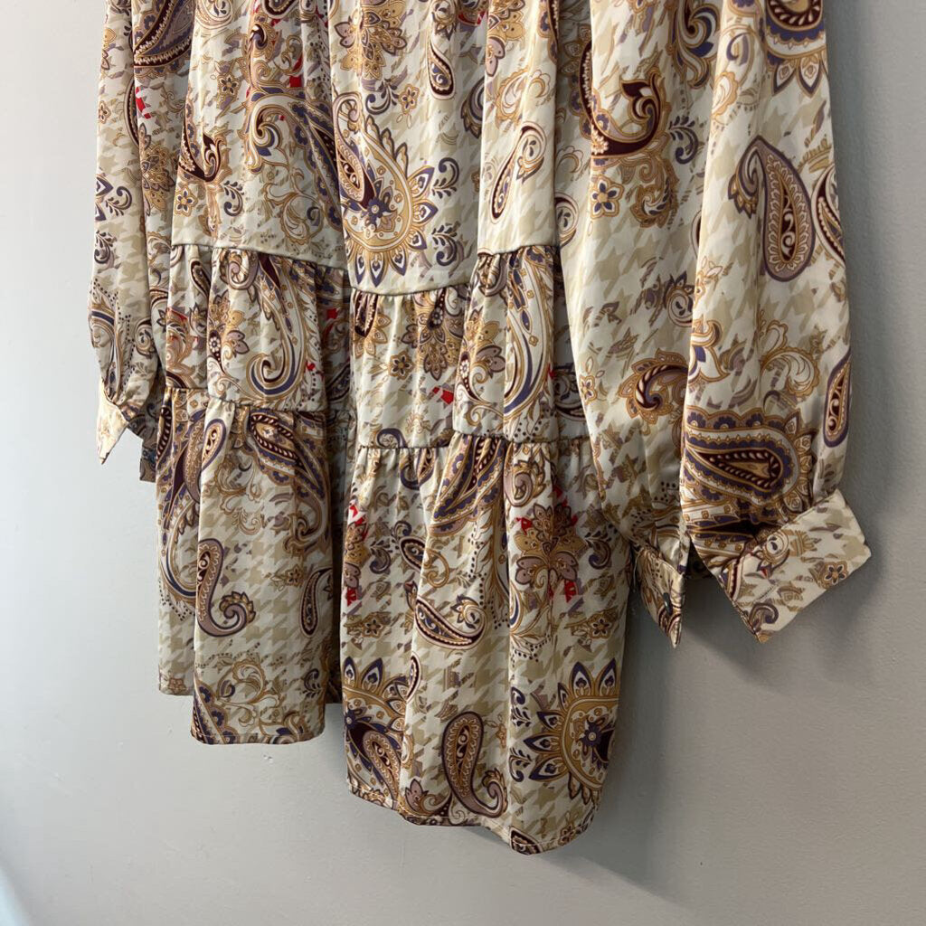 Entro Beige/ Gold Paisley Print Long Sleeve Silky Top Medium