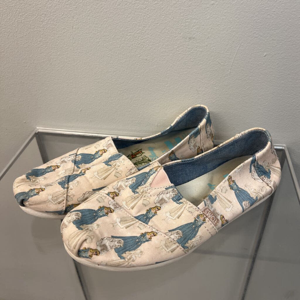 Toms Pink/ Blue Sleeping Beauty Print Slip On Shoes 6