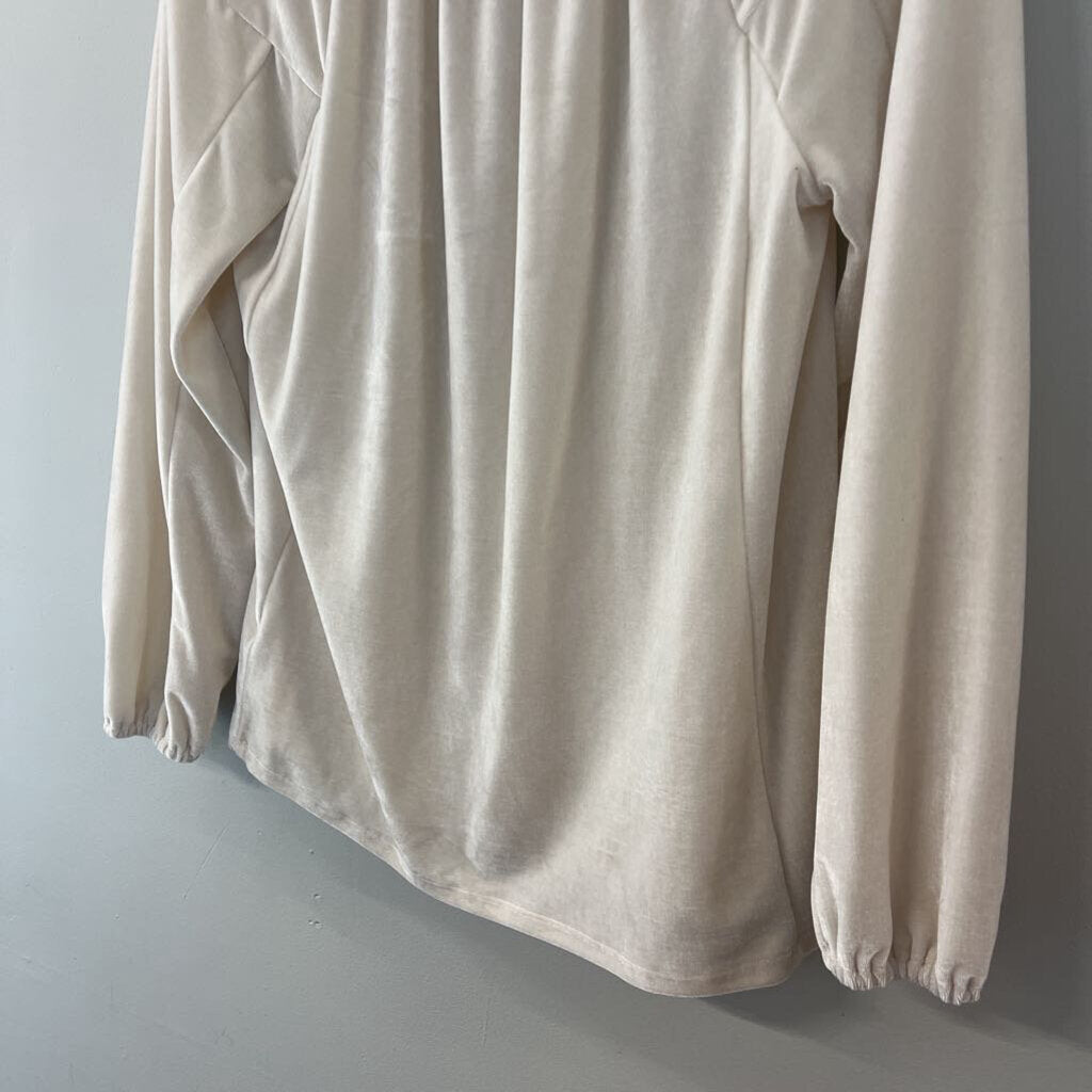 Dylan Cream Soft Velvet Long Sleeve Top Small