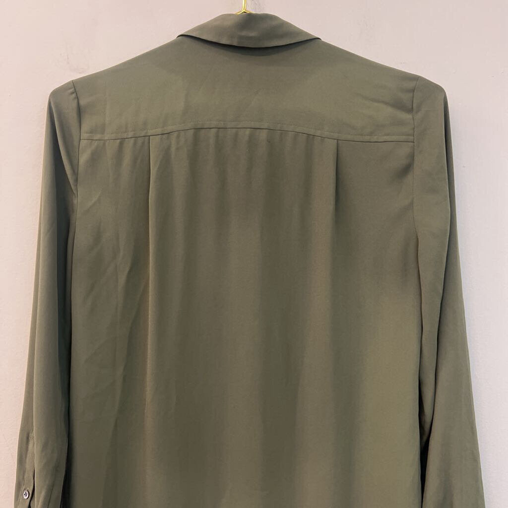 J Crew Green Long Sleeve Button Down Top 2P