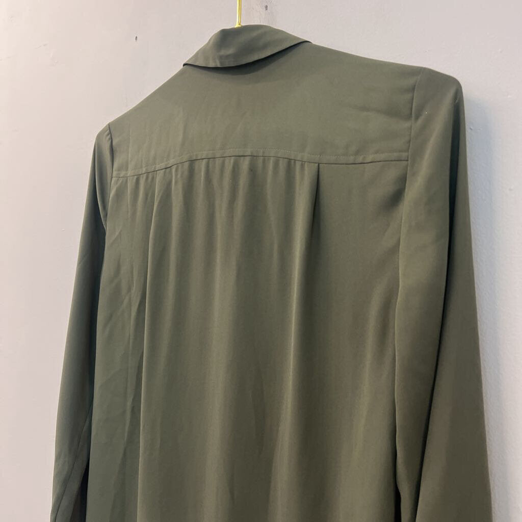 J Crew Green Long Sleeve Button Down Top 2P