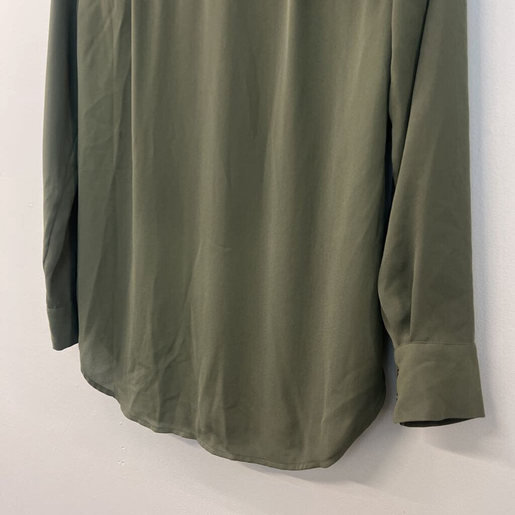 J Crew Green Long Sleeve Button Down Top 2P