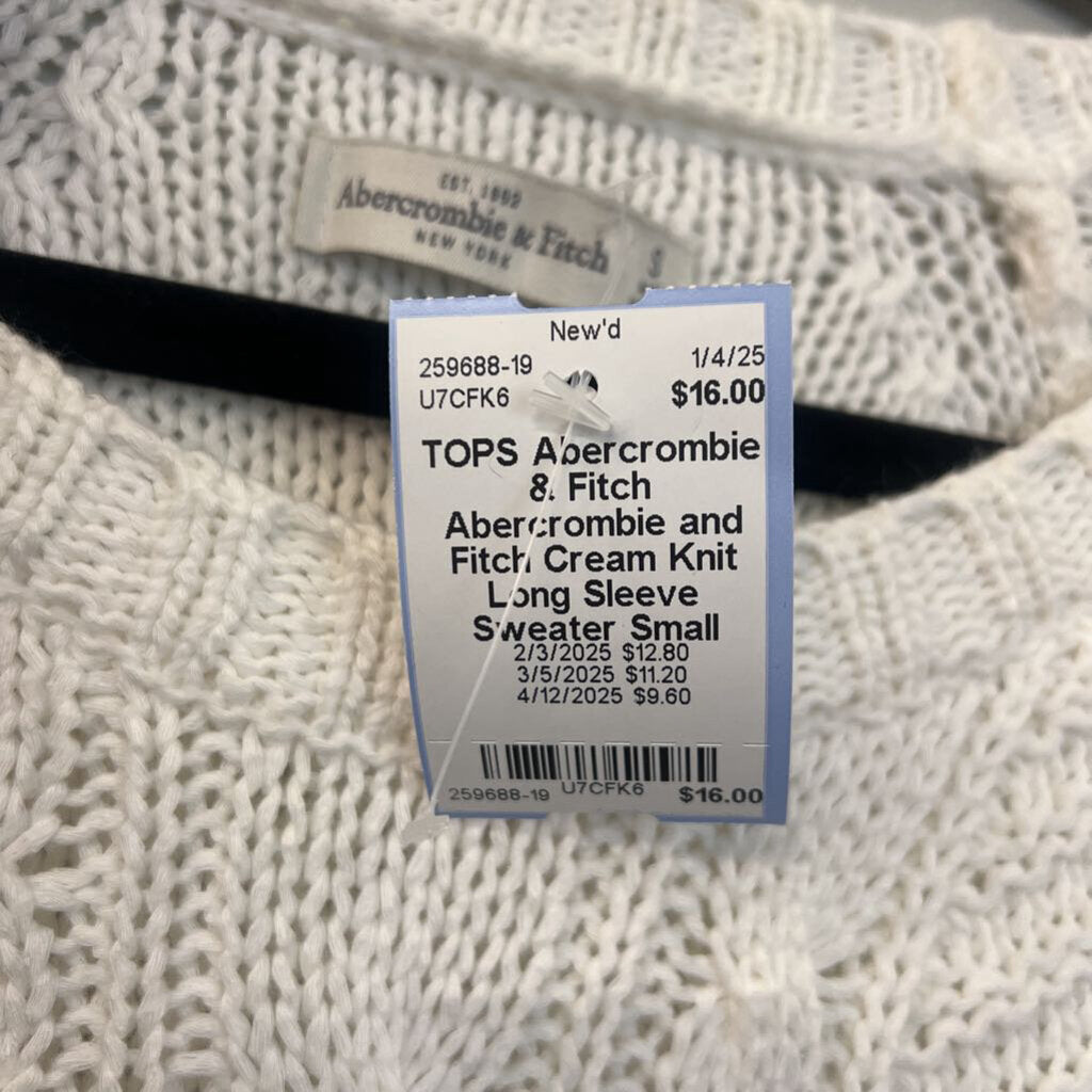 Abercrombie and Fitch Cream Knit Long Sleeve Sweater Small