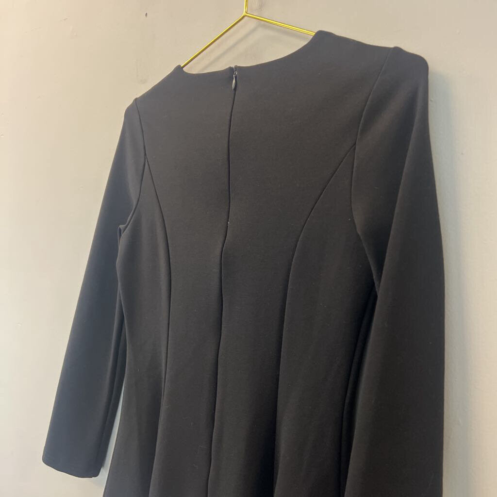 Yuan Yuan Black/ White Long Sleeve Dress Medium