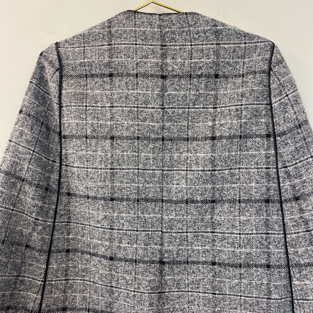 The Limited Grey Plaid Cape Jacket Small