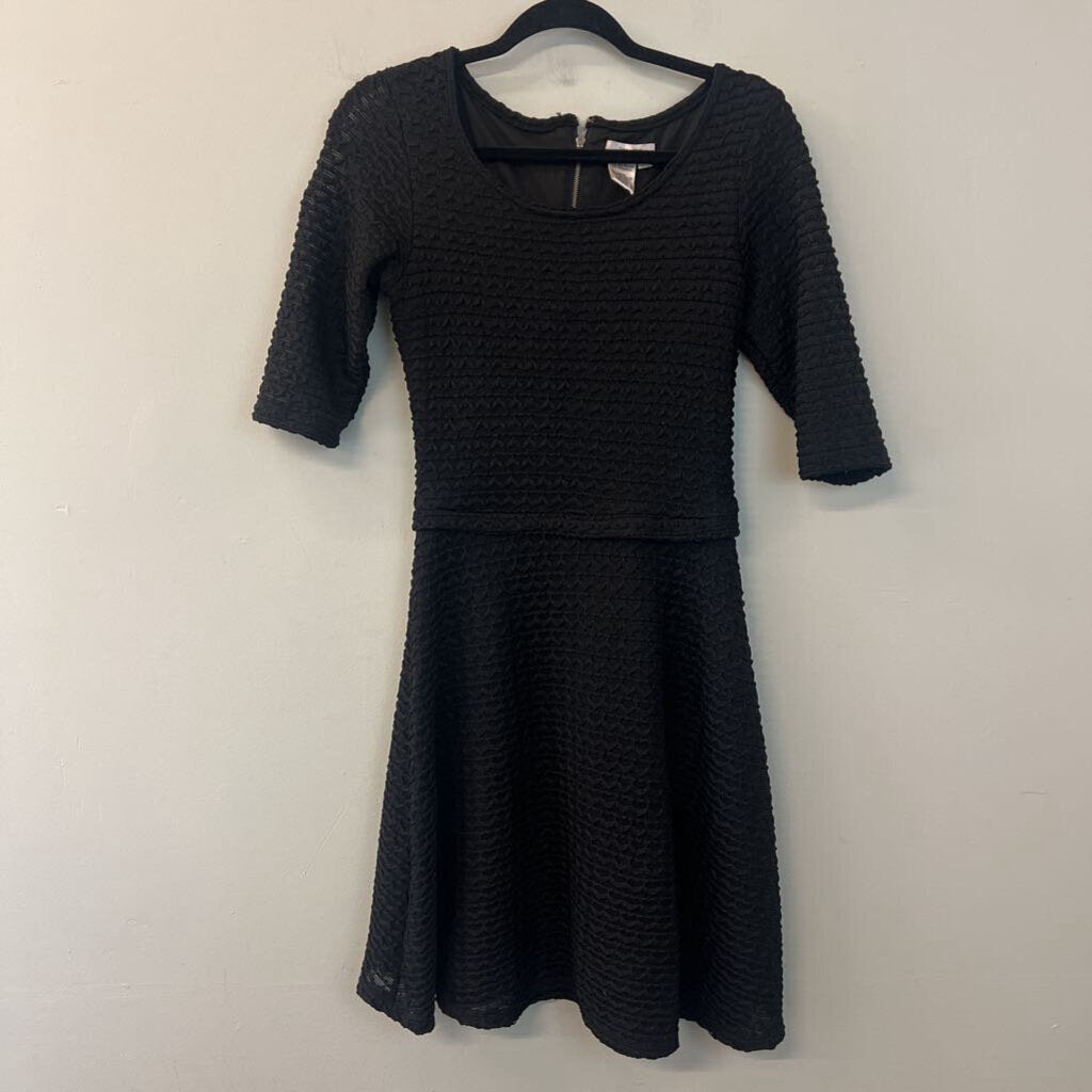 Sophie Max Black Textured Short Sleeve Dress Small