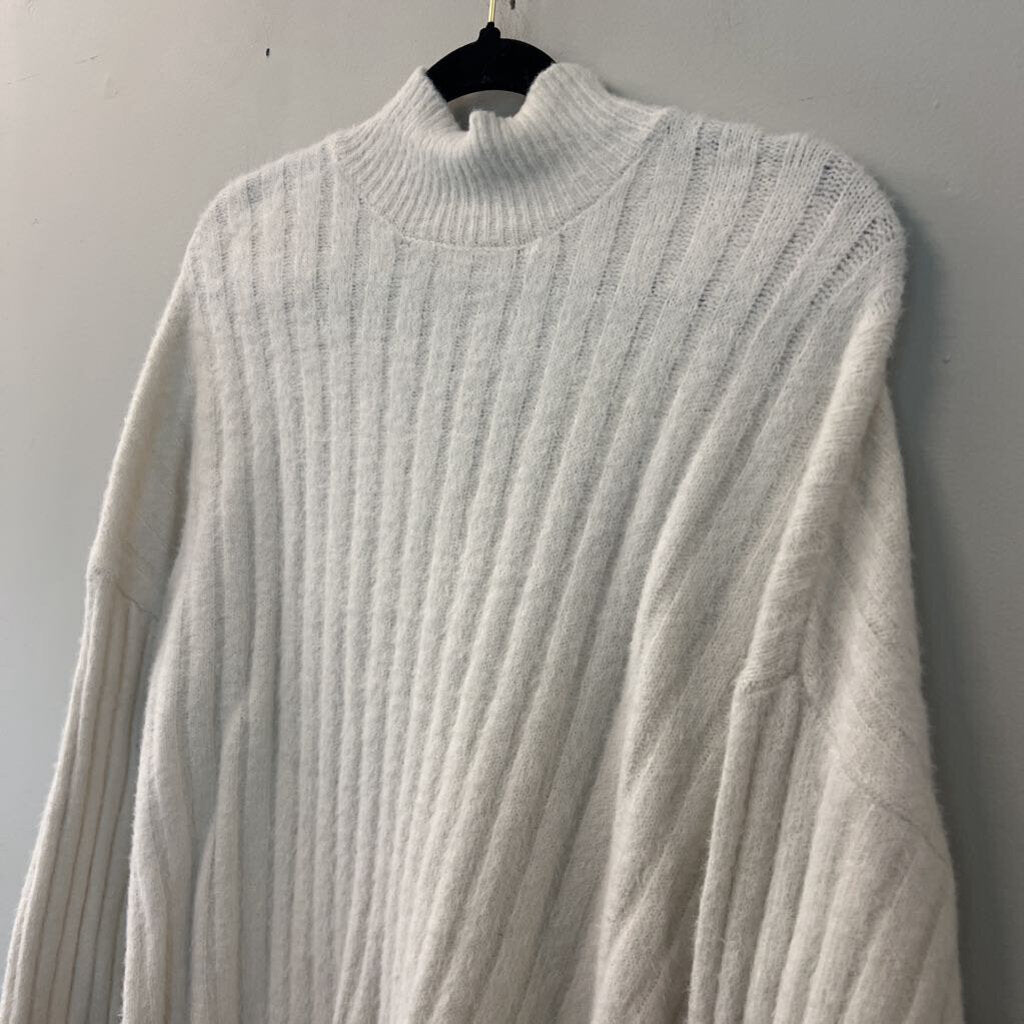 Jessica Simpson White Soft Long Sleeve Mock Neck Sweater Large