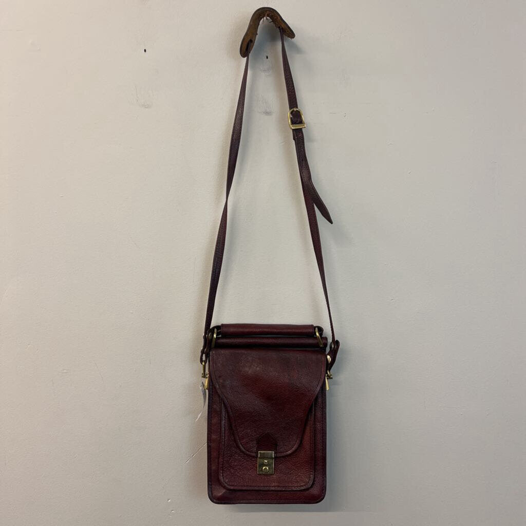 Vintage Burgundy Pebbled Leather Purse