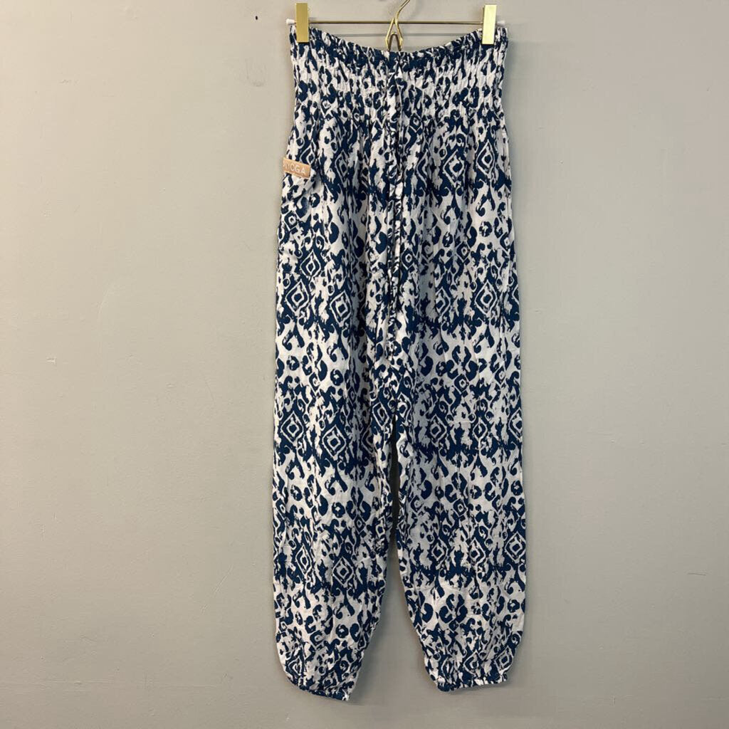 PIYOGA Blue/ White Print Harem Pants Medium