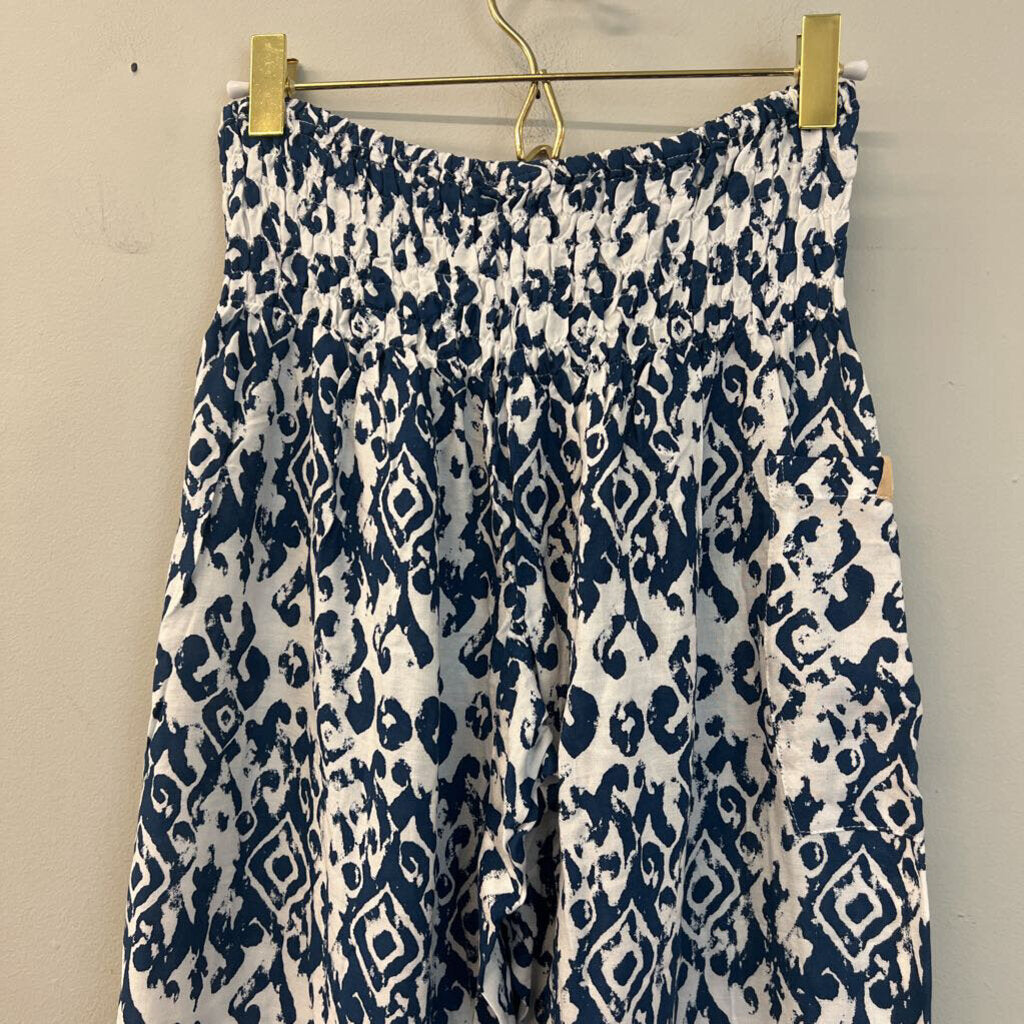 PIYOGA Blue/ White Print Harem Pants Medium