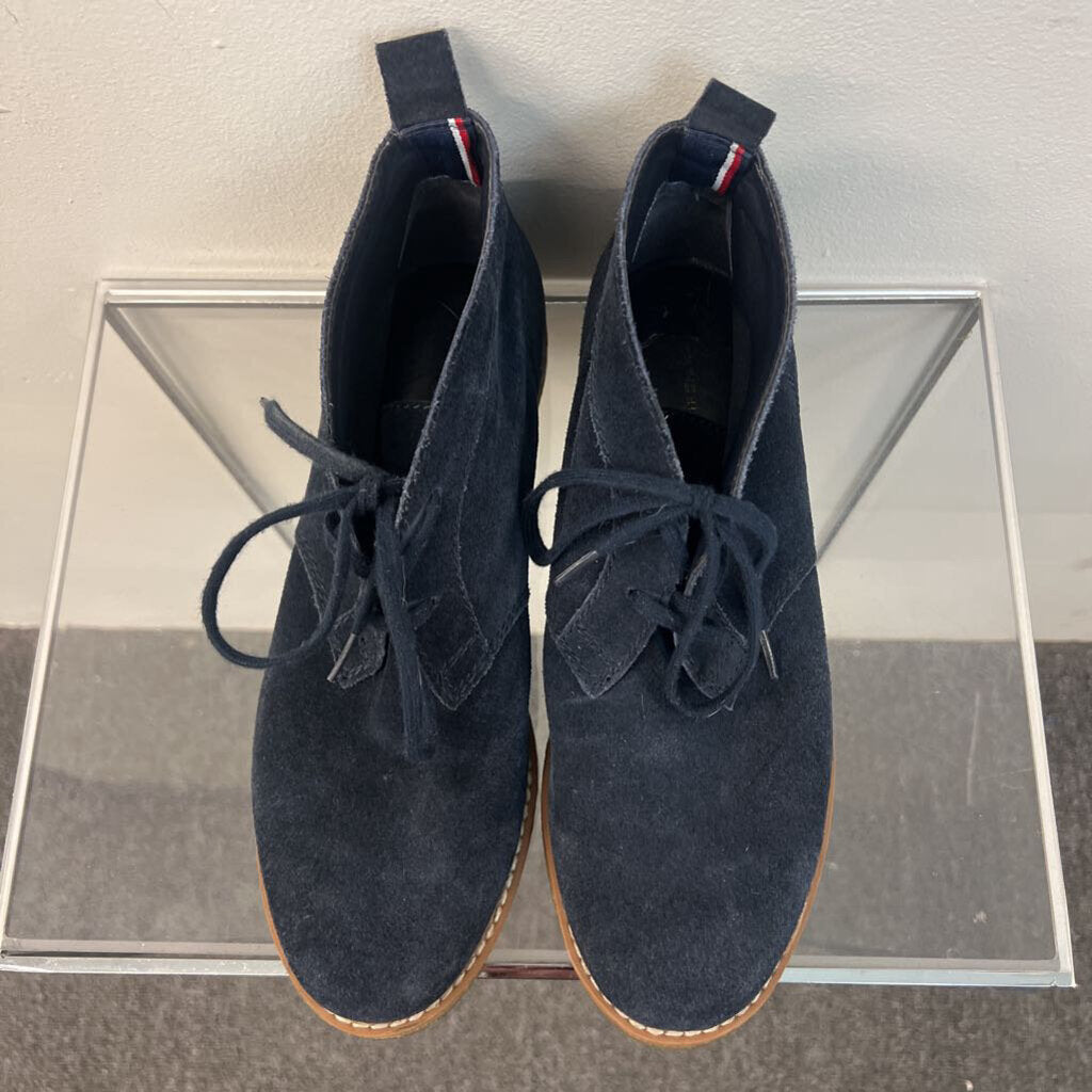 Tommy Hilfiger Navy Suede Chukka Boots 8.5