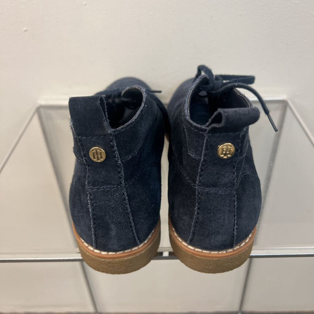 Tommy Hilfiger Navy Suede Chukka Boots 8.5