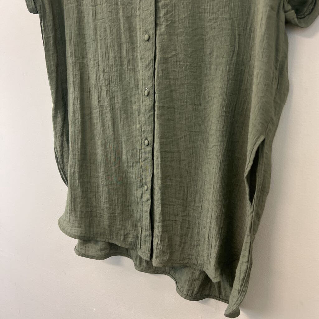 Nanette Lepore Green Short Sleeve Button Down Top Medium