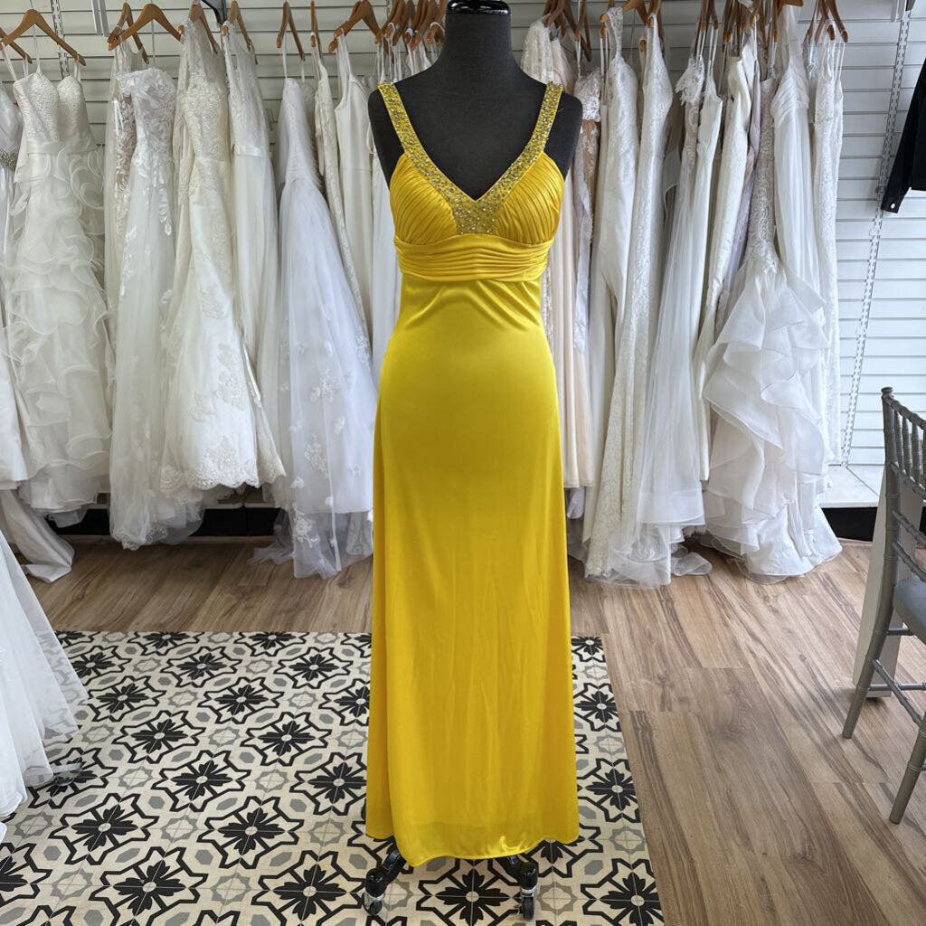 Morgan and Co Yellow/ Silver Sequin Detail Long Formal 1/2