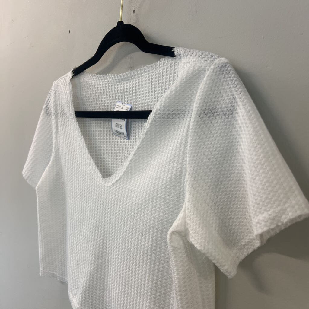 White Textured Short Sleeve Crop Top Small