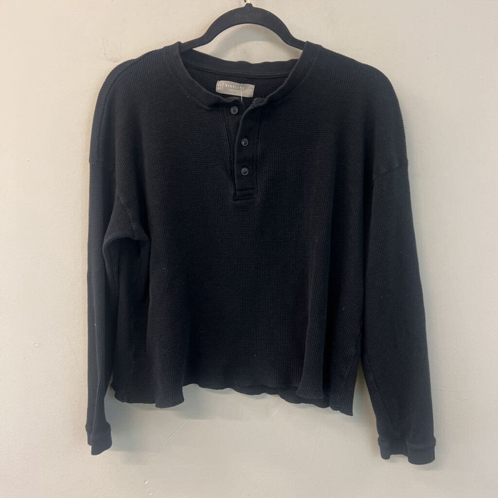 Everlane Black Waffle Knit Long Sleeve Cropped Henley Top Large