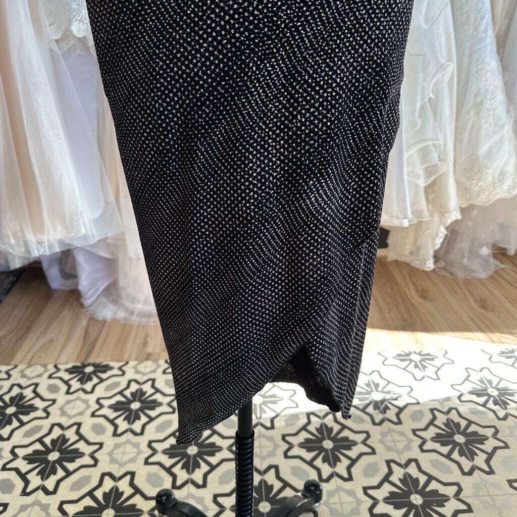 Hourglass Black/ Silver Sparkle Midi Dress Medium