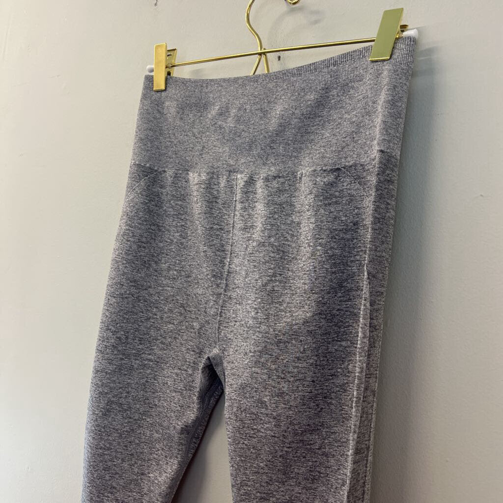 Fabletics Grey Cropped Athletic Leggings Small