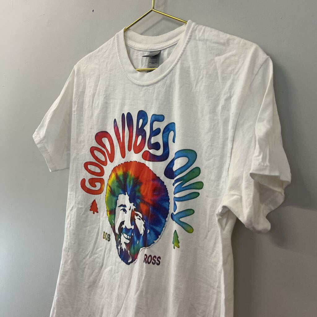 Gildan White/ Multi Bob Ross Short Sleeve Graphic Tee Medium