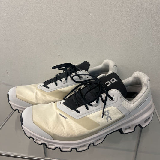 On Cloud White/ Black Cloudadventure Waterproof Sneakers 9.5