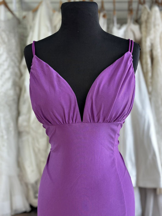 Purple V Neck Fitted Lace Up Back Long Formal Dress Large