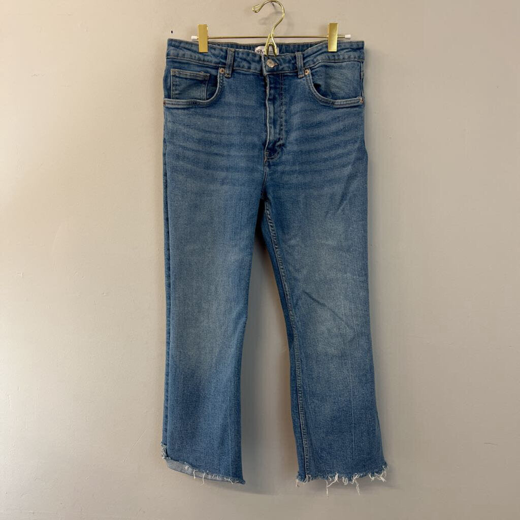 Zara Medium Wash Frayed Hem Jeans 10