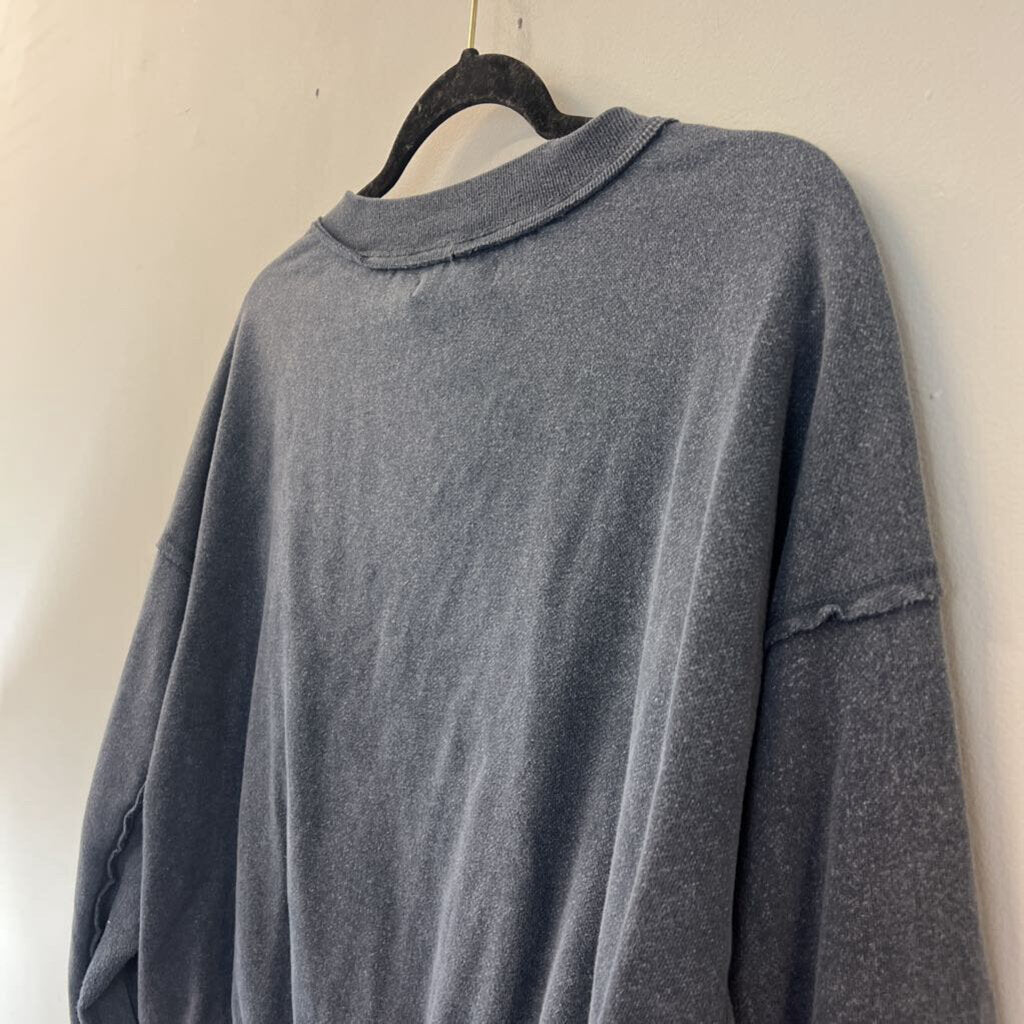 Mustard Seed Blue Long Sleeve V Neck Top Medium