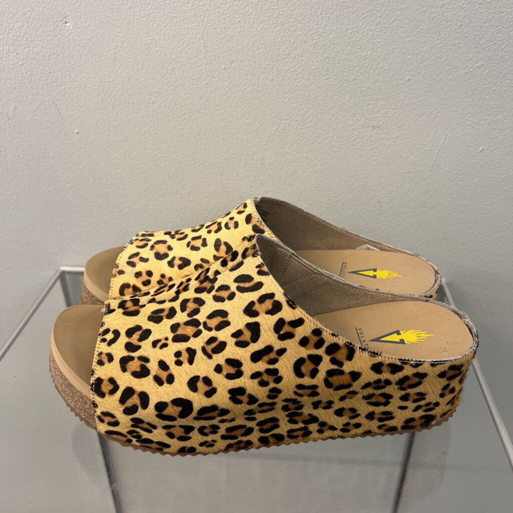 Volatile Camp Leopard Platform Slip On Open Toe Shoes 9