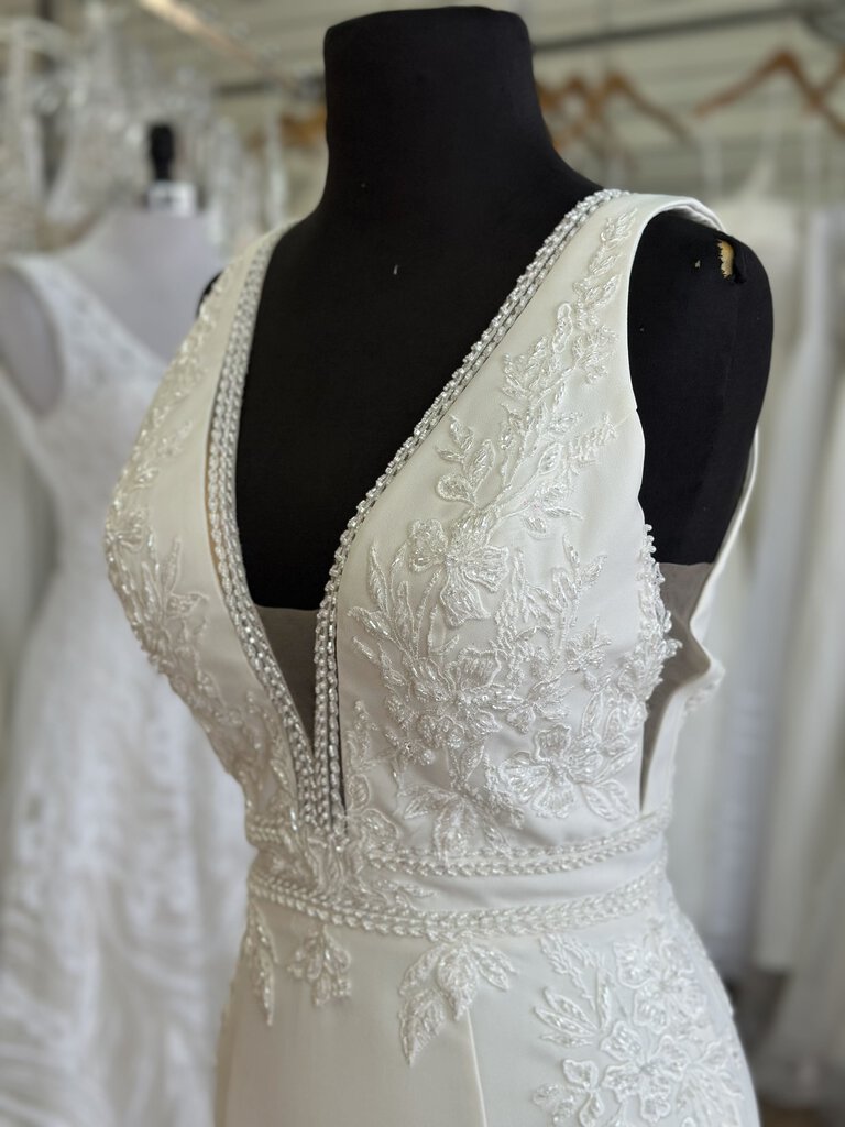 Madison James Ivory Beaded Lace V Neck Top Fitted Bridal Gown