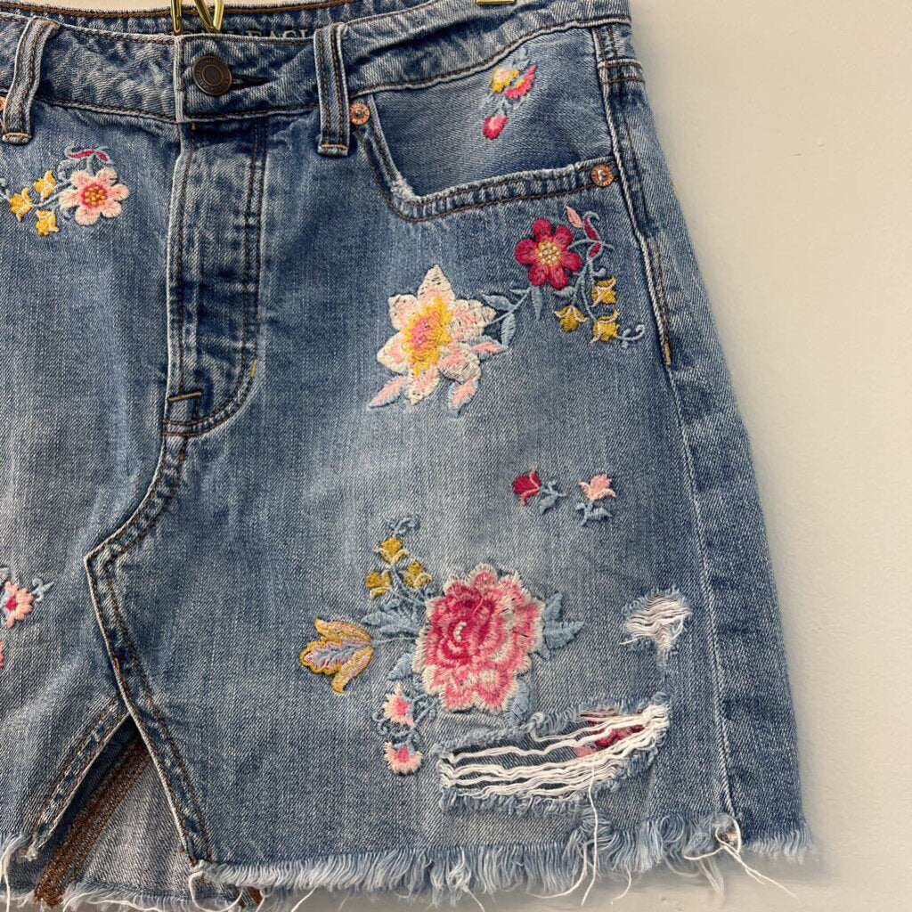 American Eagle Denim Embroidered Flower Mini Skirt 6