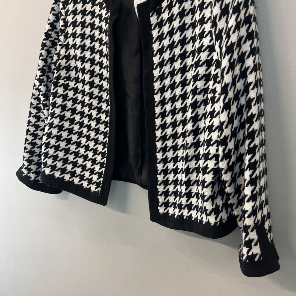 Isaac Mizrahi Black/ White Houndstooth Open Front Jacket Medium