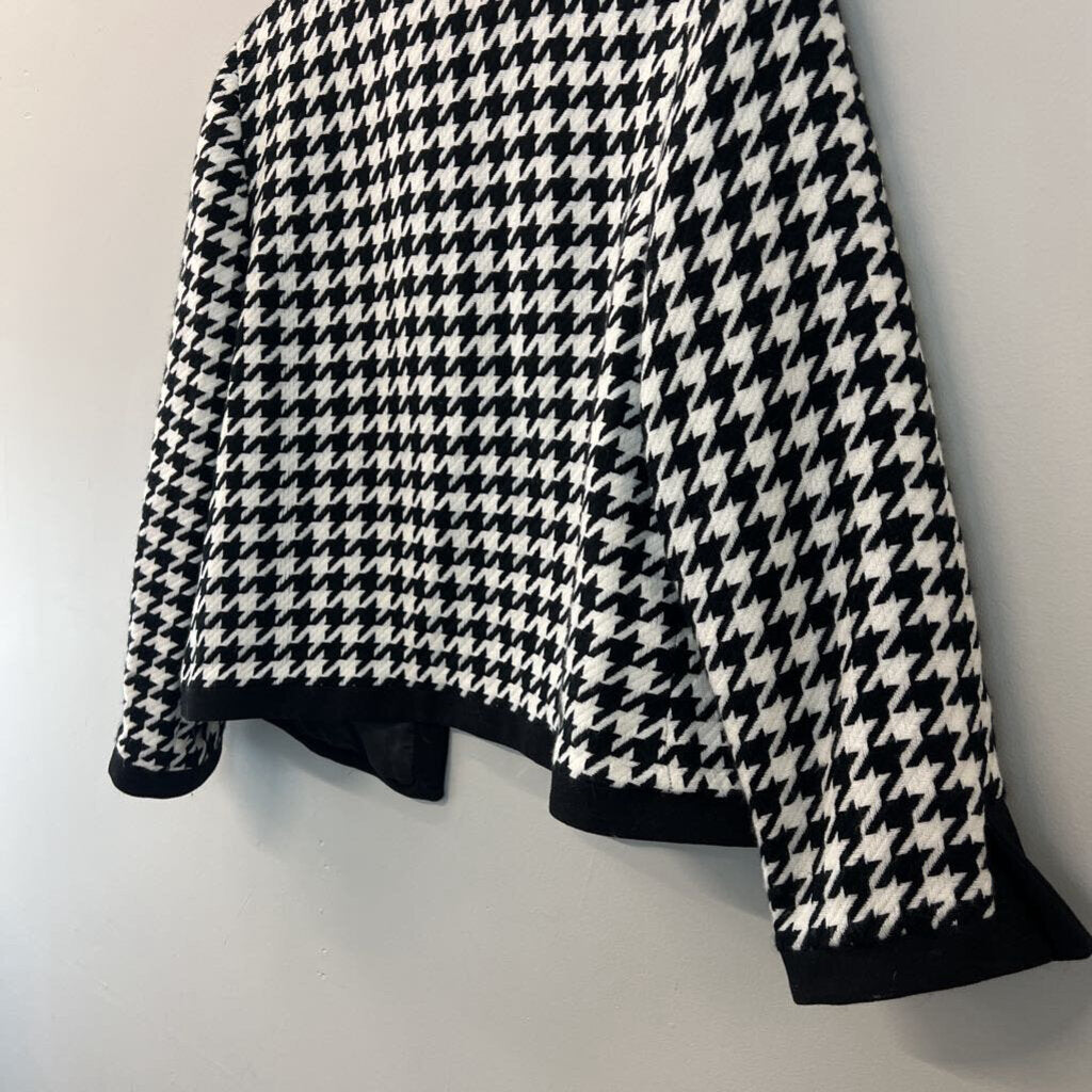 Isaac Mizrahi Black/ White Houndstooth Open Front Jacket Medium