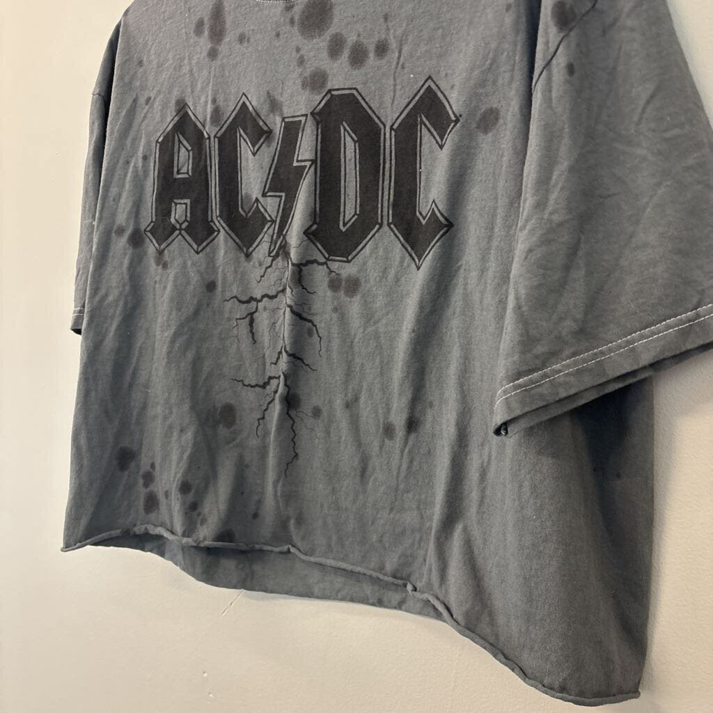 ACDC Grey Cropped Short Sleeve Graphic Tee Large