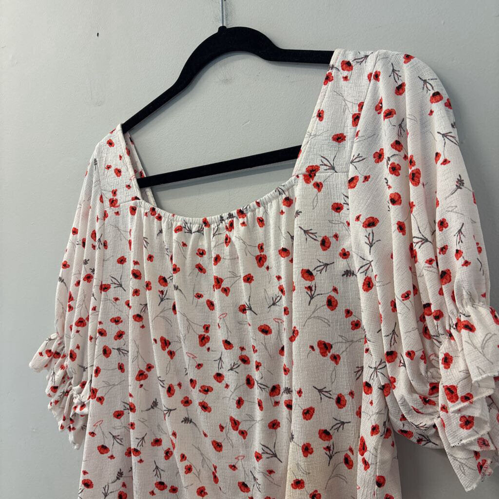 Melloday White/ Red Flower Print Short Sleeve Top Medium