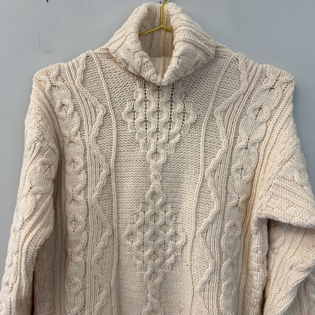 Aran Crafts 100% Merino Wool Cream Turtleneck Sweater Small