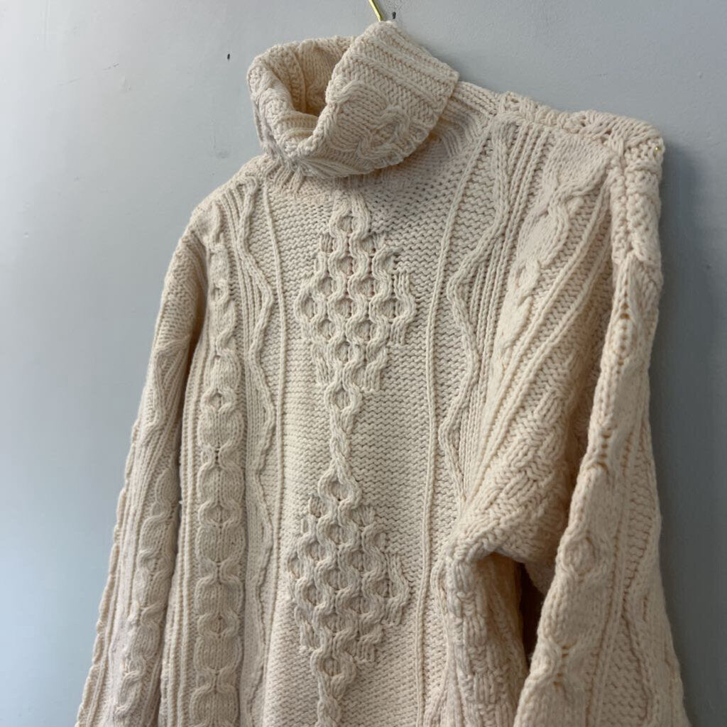 Aran Crafts 100% Merino Wool Cream Turtleneck Sweater Small