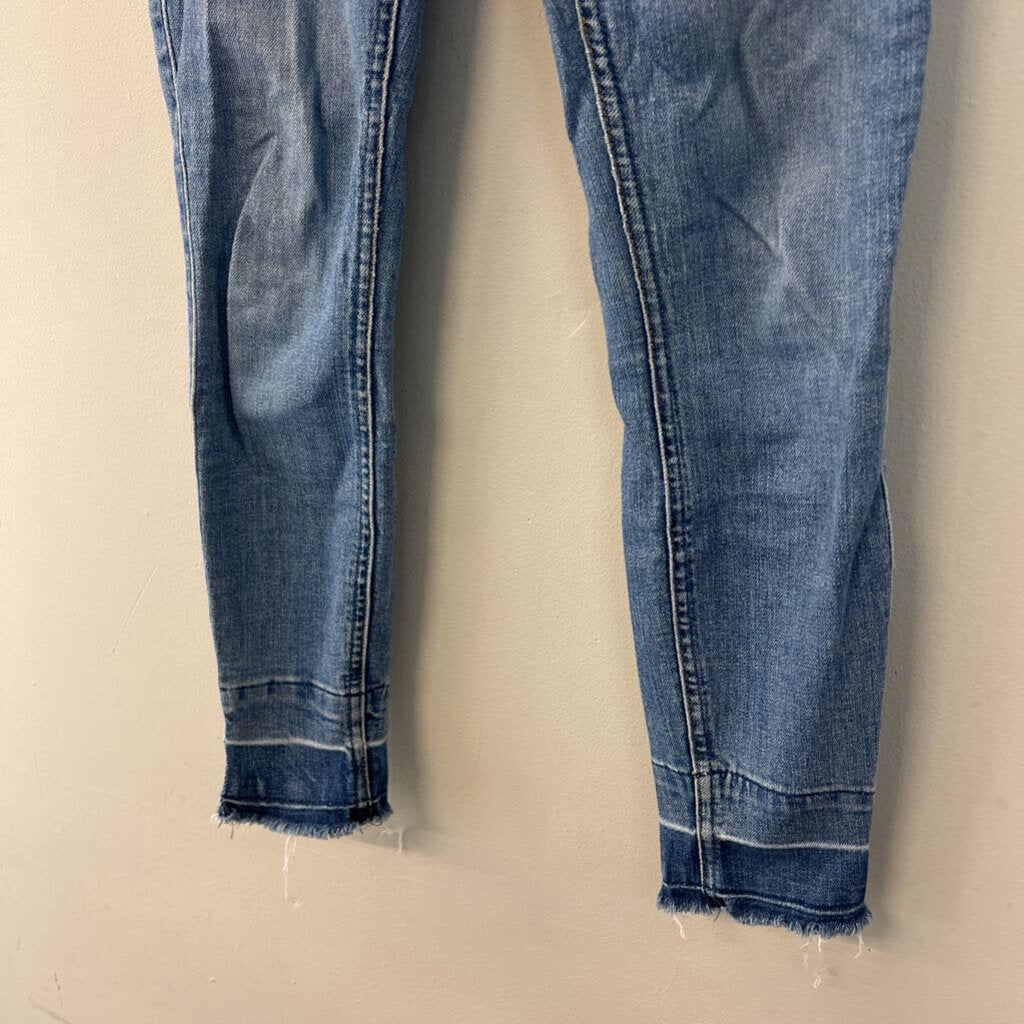 7 For All Mankind Light Wash The Ankle Skinny Jeans 26