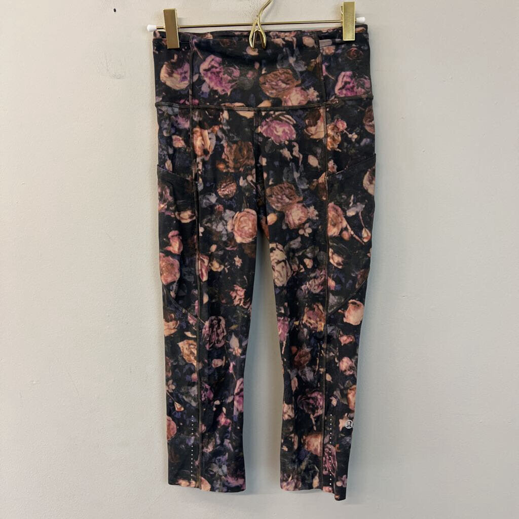 Lululemon Black/ Pink Rose Print Cropped Leggings 4