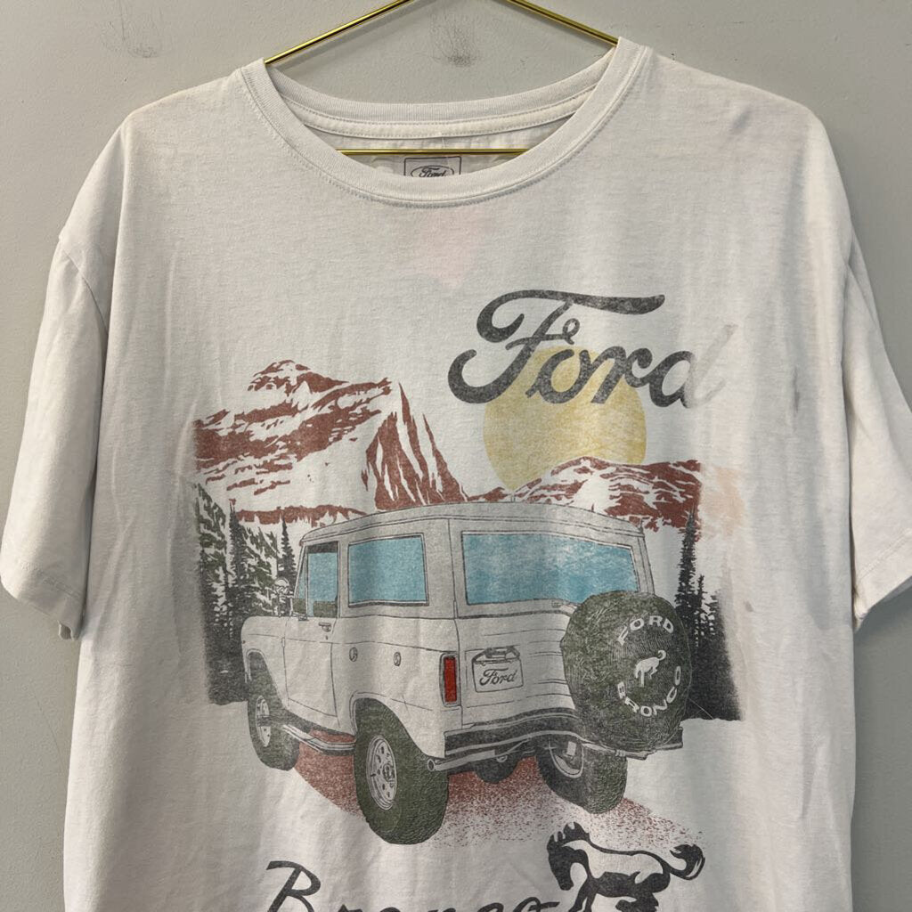 Ford White/ Multi Ford Bronco Short Sleeve Graphic Tee Small