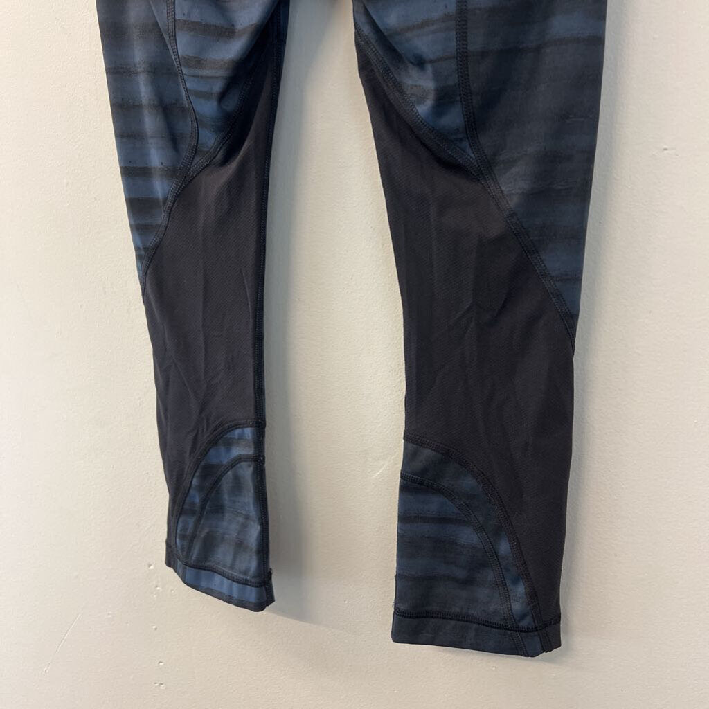 Lululemon Blue/ Black Striped Cropped Leggings 4